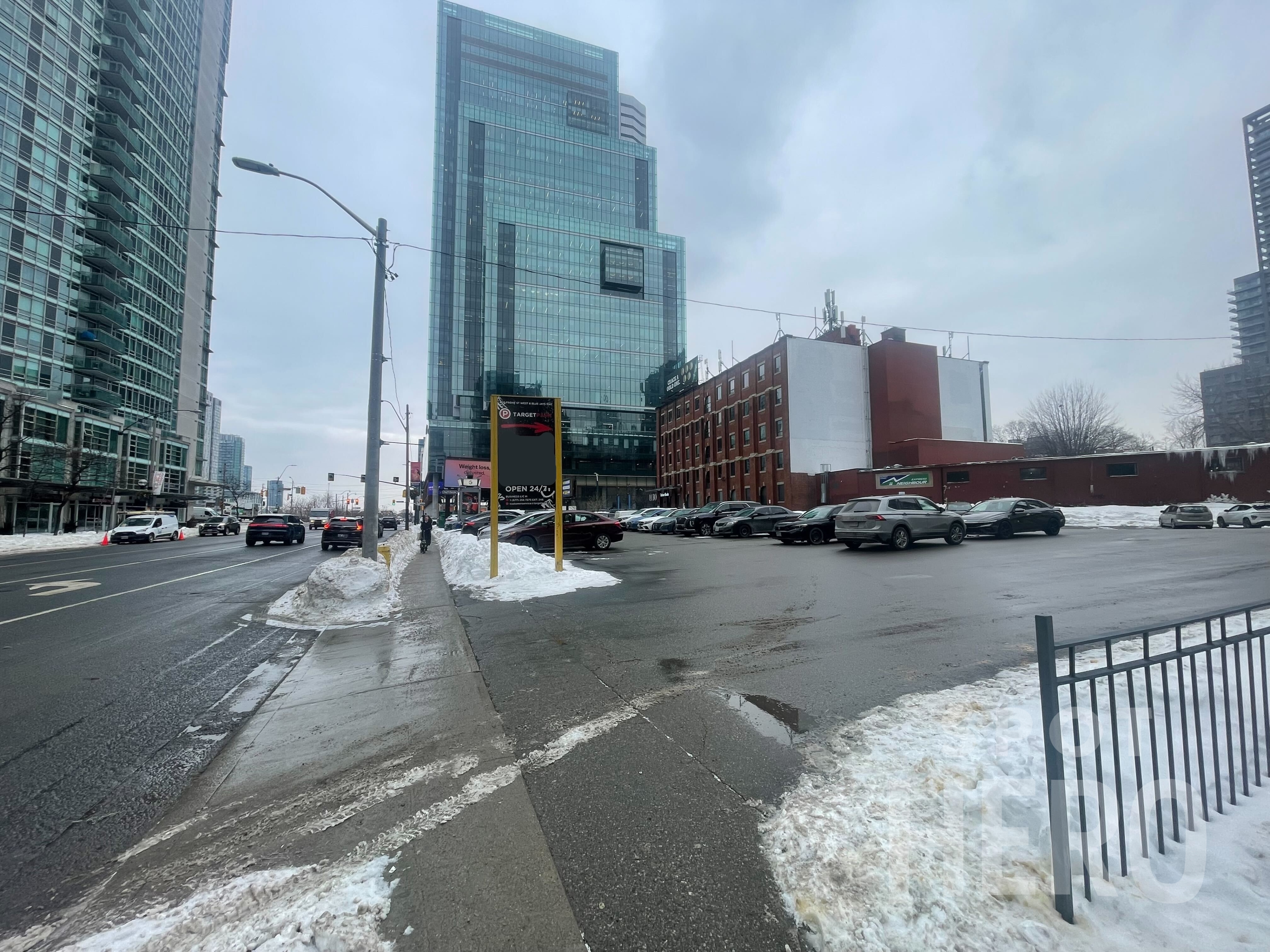 Photo of 400 Front St. W - Lot