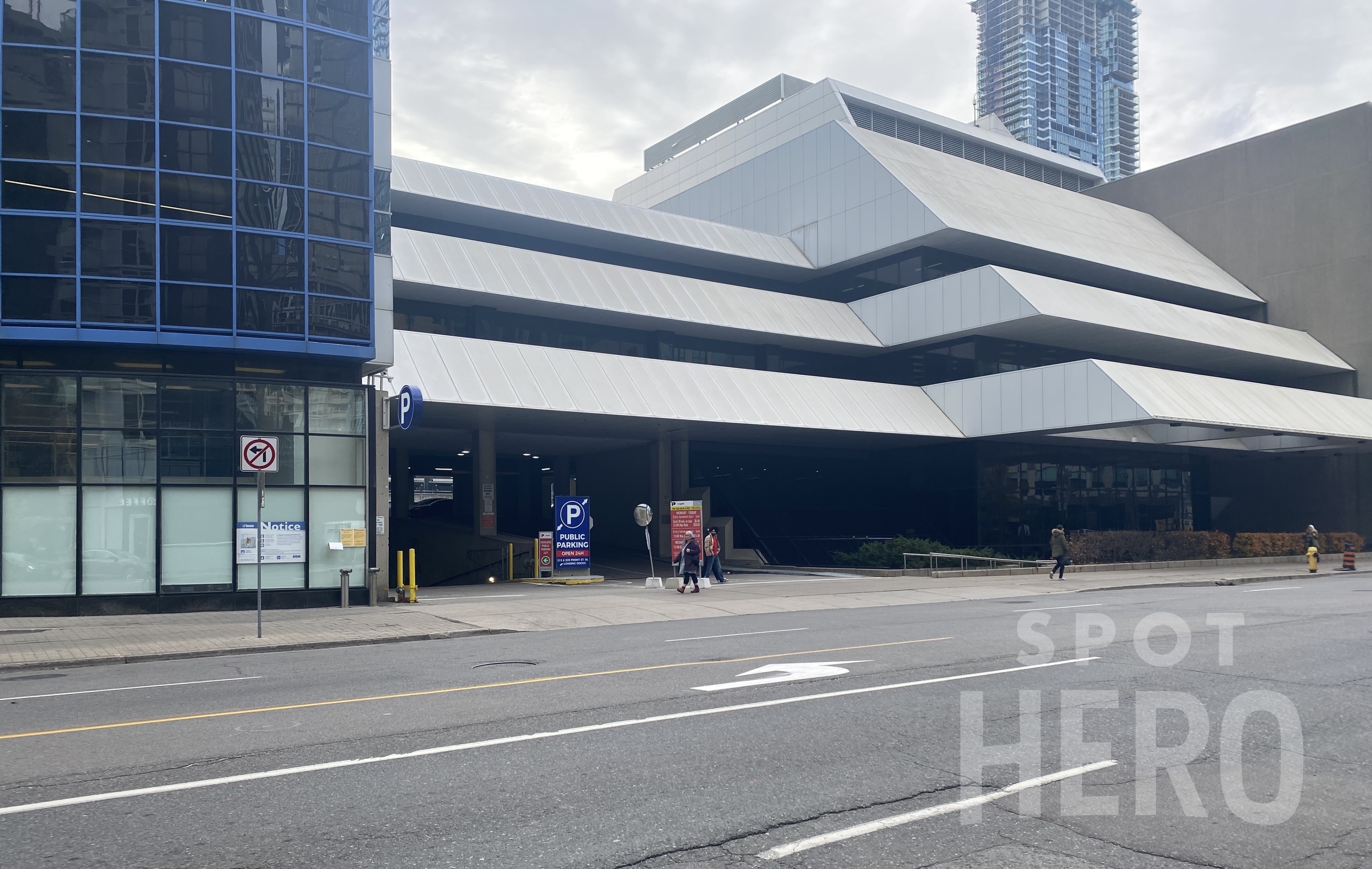 Photo of 315 Front St W - Lot 524