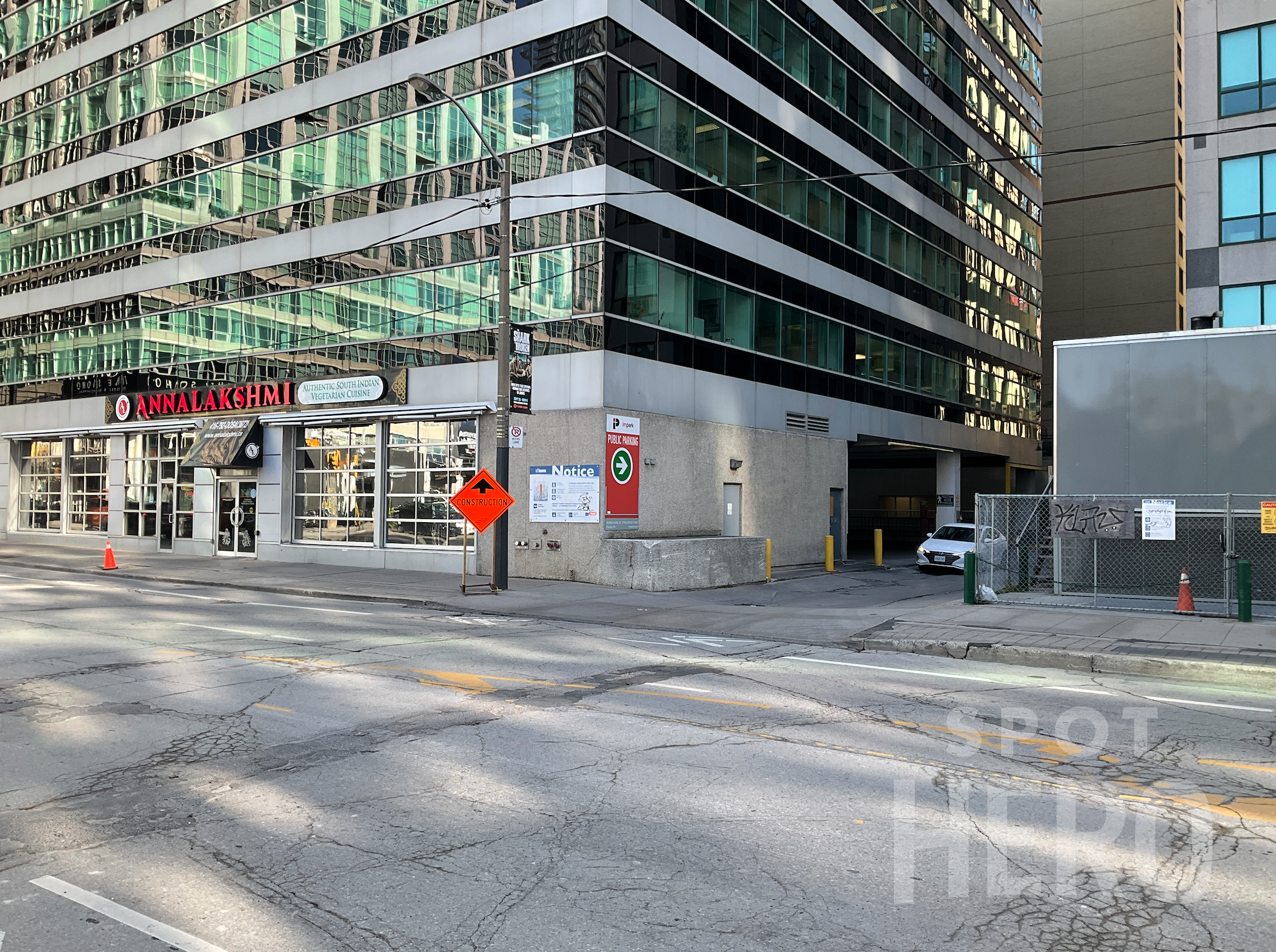 Photo of 277 Wellington St. W - Lot 514